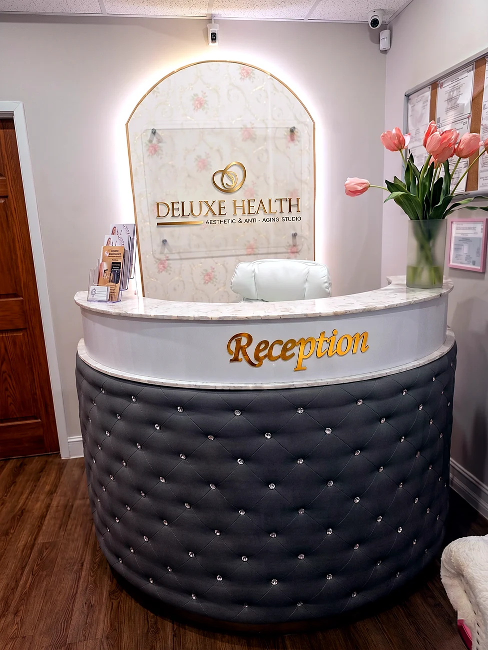 Recepción de Deluxe Health · Aesthetic & Anti-Aging Studio en Orlando